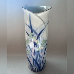 Elegant Floral Ceramic Vase Gold Rim Floral Oval Vase 7.5"